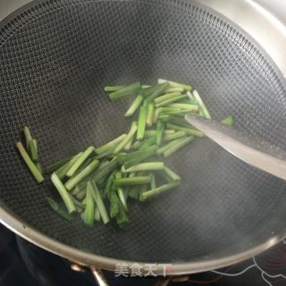 Fried Razor Clam with Leek recipe