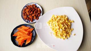 Fried Corn with Almonds recipe