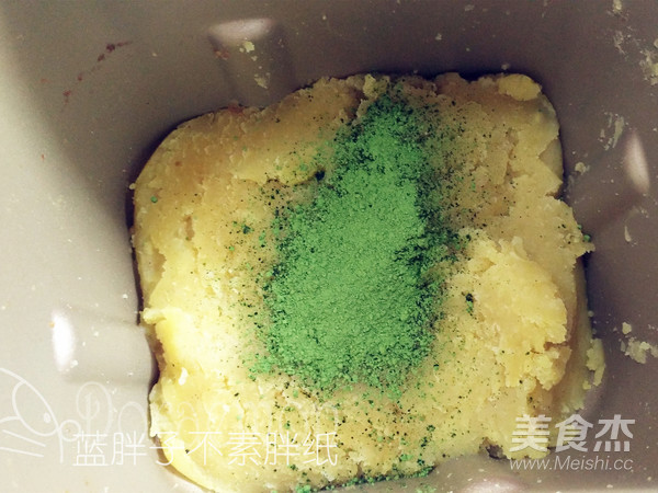 Matcha Two-color Mung Bean Cake (bread Machine Version) recipe
