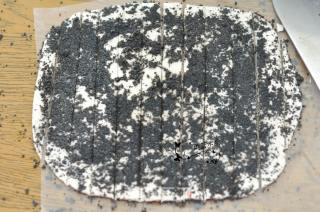 Black Sesame Crisps recipe