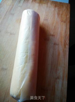 Currant Jam Cake Roll recipe