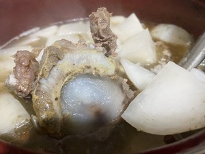 Beef Bone Stewed Radish Soup recipe