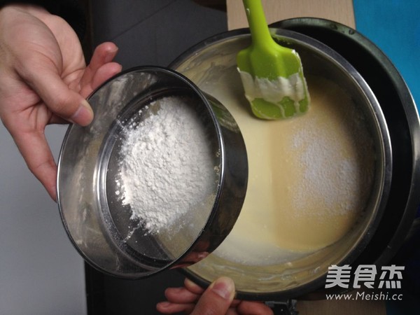 Light Cheese Cheesecake recipe
