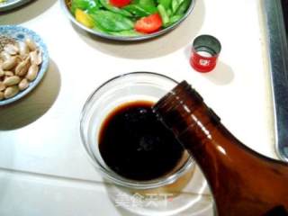 Chopped Ribs to Make "fragrant Fried Inch Bones" recipe