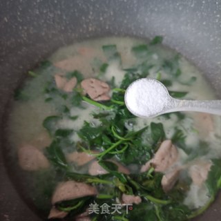 Wolfberry Head Pork Liver Soup recipe