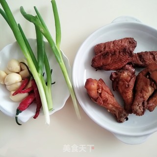 Spicy Chicken Drumsticks and Wings recipe