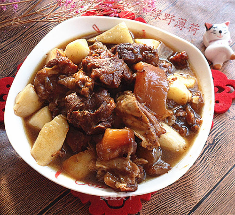 #御寒美食# Braised Yam with Tendon, Head and Brain recipe
