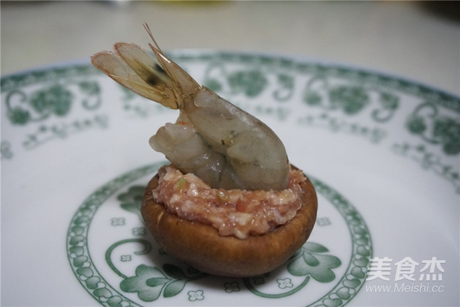 Shrimp Minced Meat and Shiitake Mushroom Cup recipe