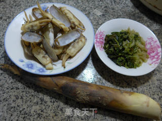 Pickled Vegetable Clam Soup with Bamboo Shoots recipe