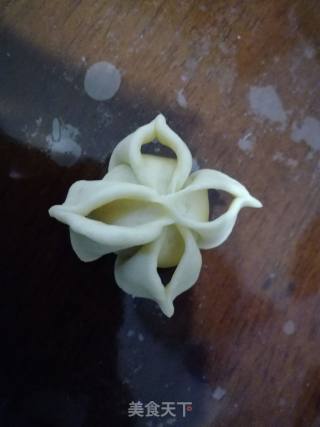 Sweet Potato Flower Mantou recipe