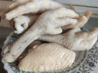 Spicy Marinated Chicken Wings and Chicken Feet recipe