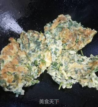 Fried Toon with Goose Egg recipe