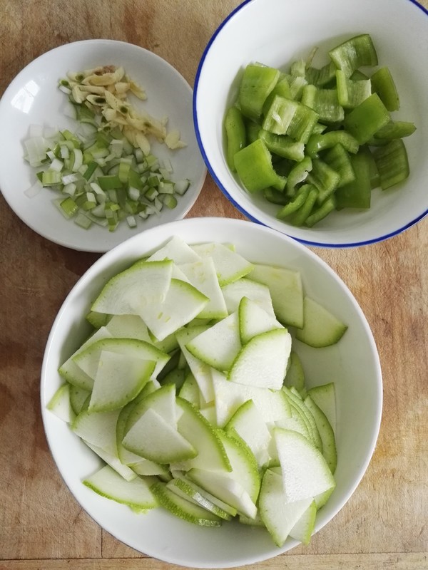 Green Pepper Zucchini Chubby Salad Dressing recipe