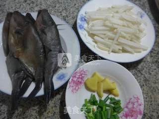 Roasted Rubber Fish with Radish recipe