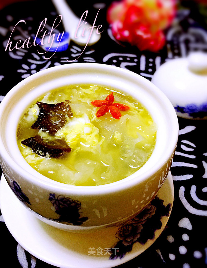 Sea Cucumber and Tremella Soup recipe