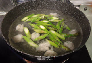 Fish Balls with Reed and Boiled Udon recipe