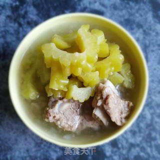 Bitter Gourd Pork Ribs Soup recipe