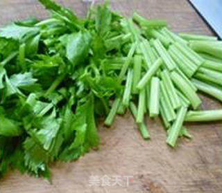 Jellyfish Mixed with Parsley recipe