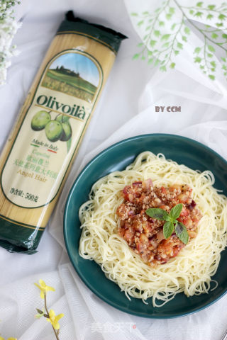 Spaghetti with Tomato Bolognese recipe
