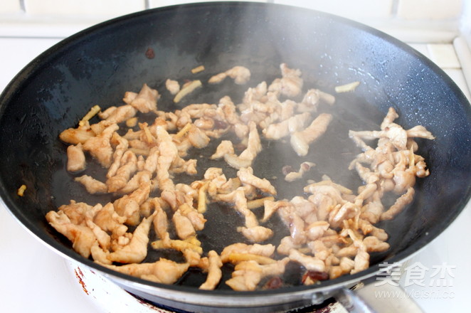 Leek Shredded Pork Spring Rolls recipe