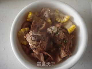 Lotus Root Corn Big Bone Soup recipe