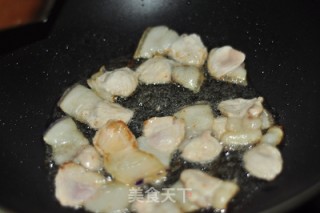 Fried Pork with Lily recipe