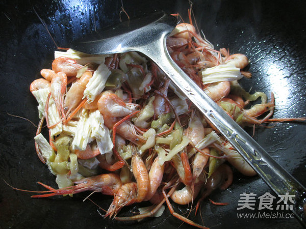 Stir-fried River Prawns recipe