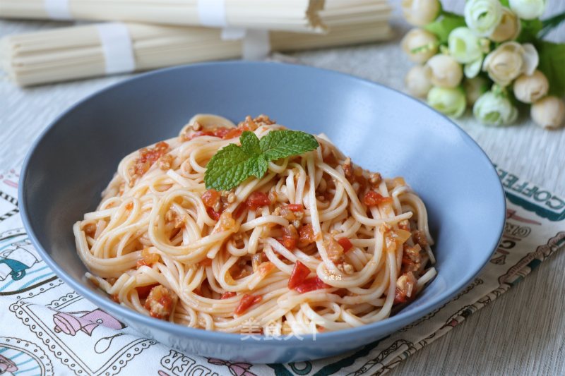 Tomato Meat Sauce Noodles recipe