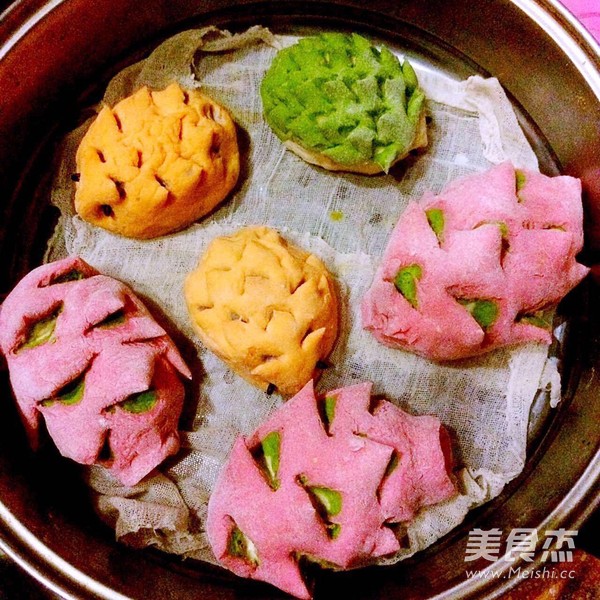 Imitation Dragon Fruit Steamed Bun recipe