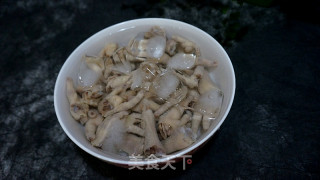 Chicken Feet Mixed with Garlic recipe