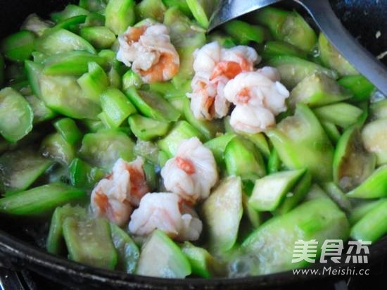 Snake Gourd Shrimp Balls recipe