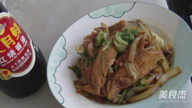 Stir-fried Cabbage with Chicken Breast recipe