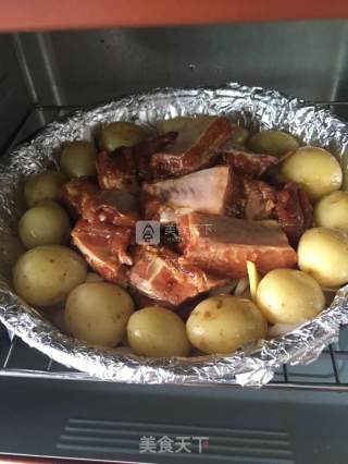 #aca烤明星大赛#cumin Pork Ribs Roasted Potatoes recipe