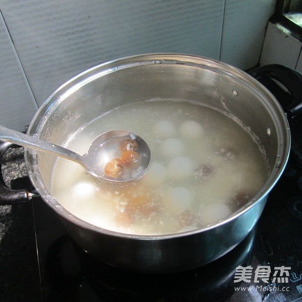 Dumplings with Distillers Longan and Glutinous Rice Balls recipe