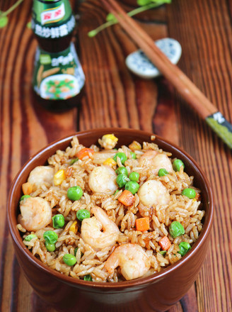 Fried Rice with Shrimp, Mixed Vegetables and Fresh Sauce