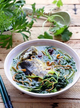 Motherwort Crucian Fish Soup recipe