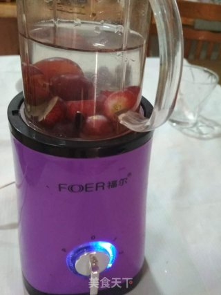 Freshly Squeezed Grape Juice recipe