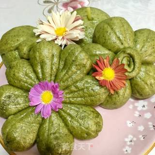 Spinach Mashed Buns recipe