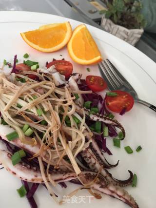 Grilled Chestnut Squash Squid Leg Salad recipe