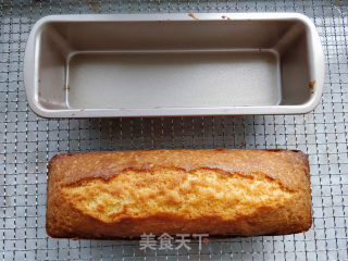 Matcha Honey Bean Pound Cake recipe