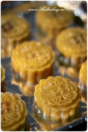 Cantonese-style Moon Cakes recipe