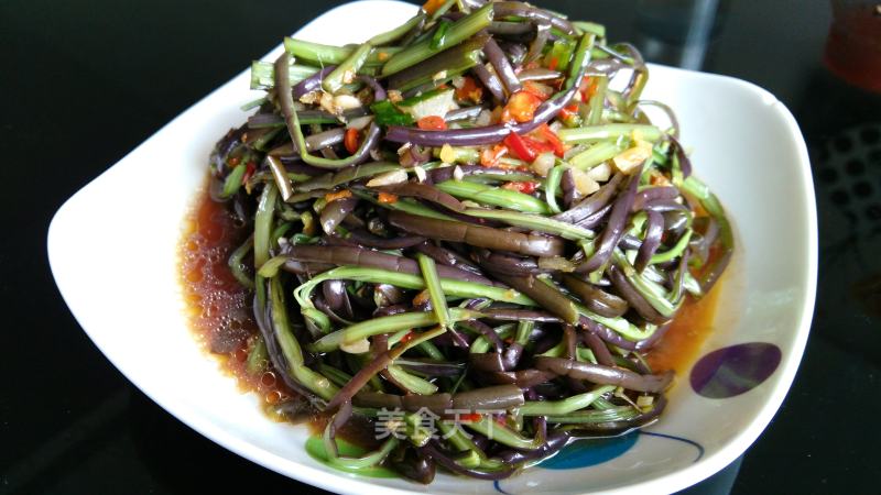 #春食野菜香# The Hand-teared Fern Can't Stop Delicious recipe
