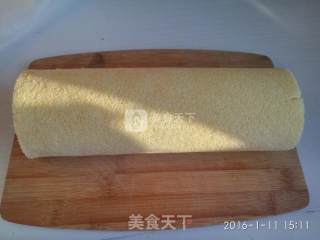 Strawberry Jam Cake Roll recipe