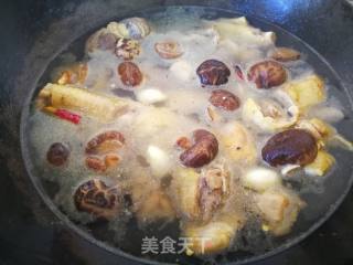 [yantai] Stewed Chicken with Mushrooms recipe