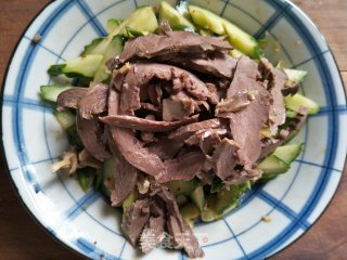 Pork Heart Mixed with Cucumber recipe