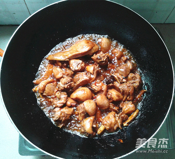 Basil Duck Casserole in Claypot recipe