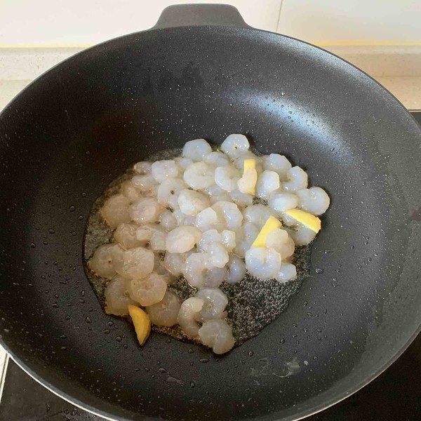 Stir-fried Shrimp with Asparagus recipe