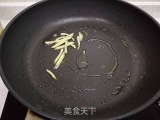 Cucumber Fried Pork Slices recipe