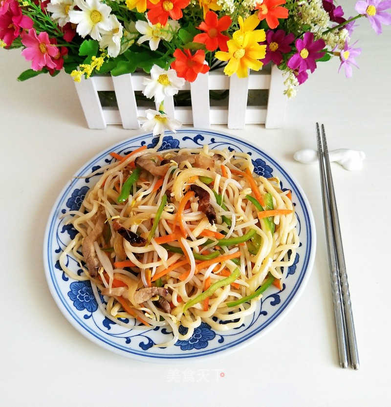 Fried Noodles with Bacon recipe