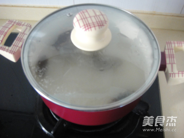 Sea Cucumber and Clams Stewed Egg recipe